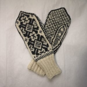 Moteriškos vilnonės pirštinės #124